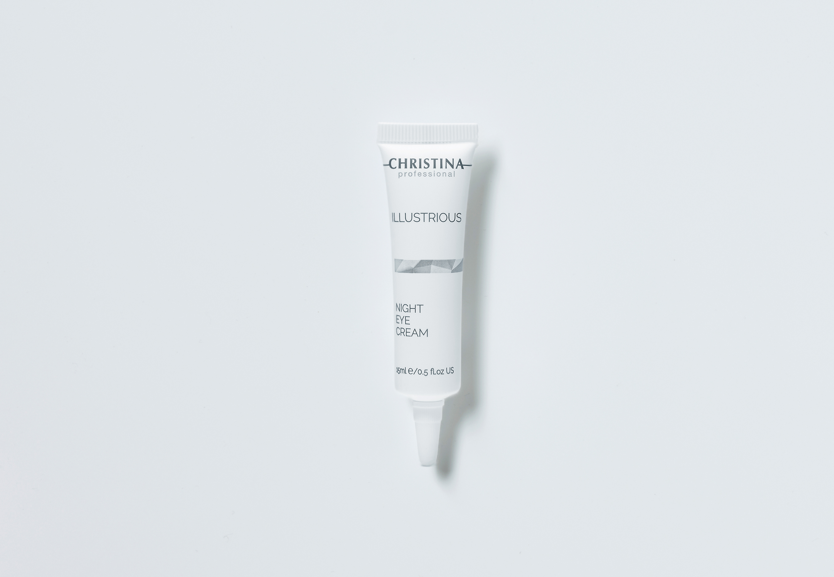 イラストリアスナイトアイクリーム